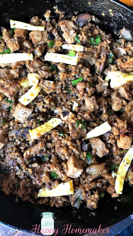 Pork Fried Cauliflower Rice.. this is AMAZING!!! - Whole30 | Paleo | Keto | Low-Carb - MrsHappyHomemaker.com