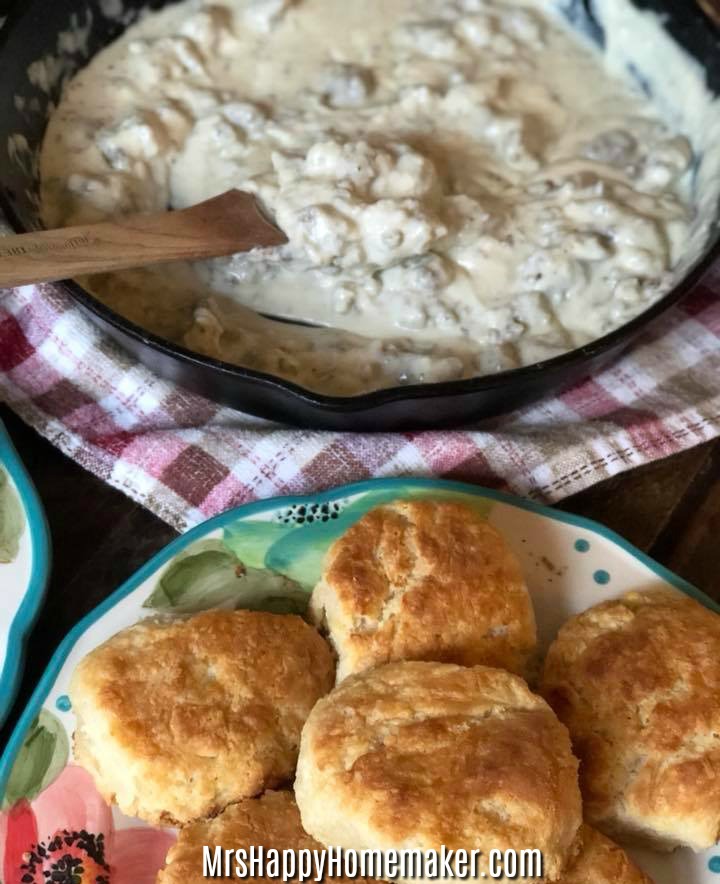 The Mrs's Sausage Gravy & Buttermilk Biscuits